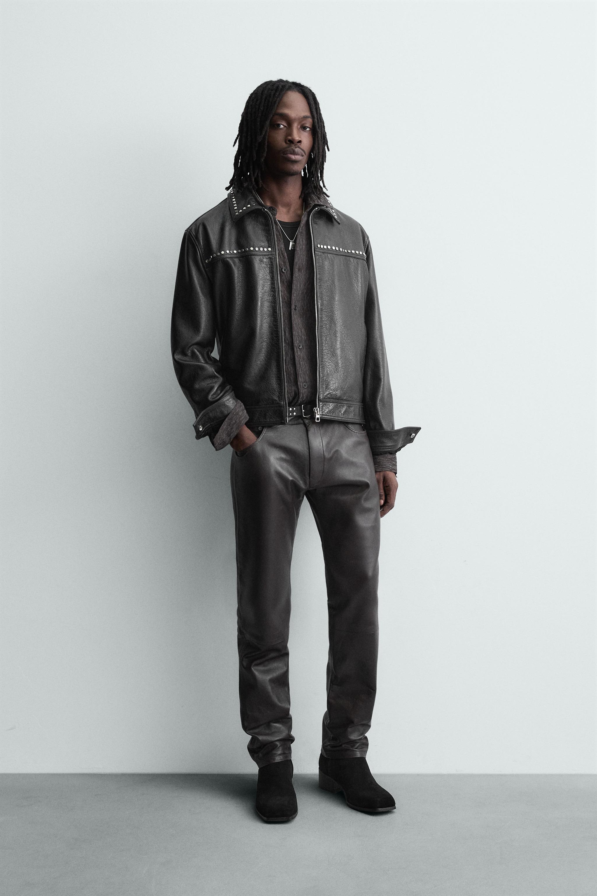 VESTE EN CUIR À CLOUS